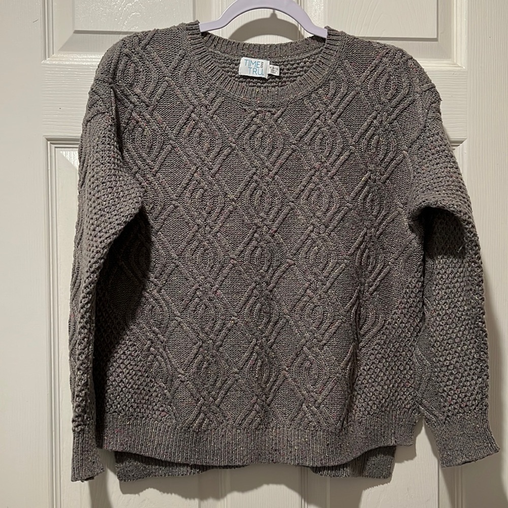 Time & Tru Women's Size Medium (8-10) Grey Crewneck Cable Knit Sweater